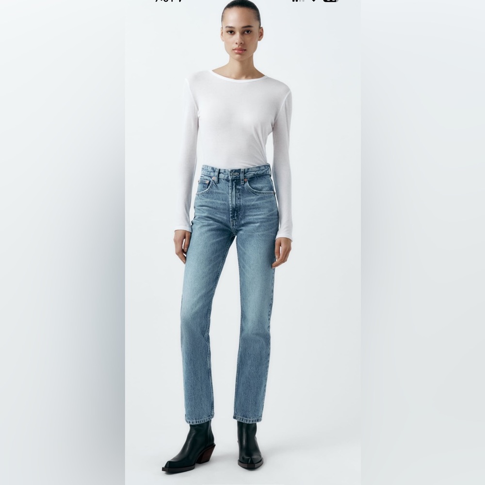HIGH WAIST - STRAIGHT - REGULAR LENGTH